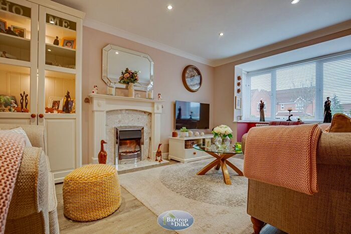 4 Bedroom Detached House For Sale In Cotterhill Close, Worksop, S81
