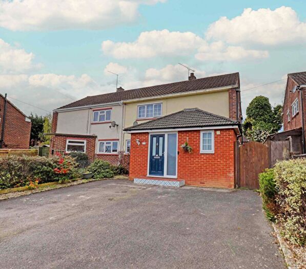 3 Bedroom Semi Detached House For Sale In Queensway, Maidenhead, SL6