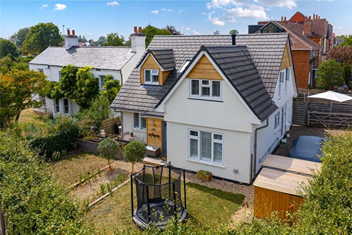 4 Bedroom Detached House For Sale In Spring Road, Abingdon, Oxfordshire, OX14