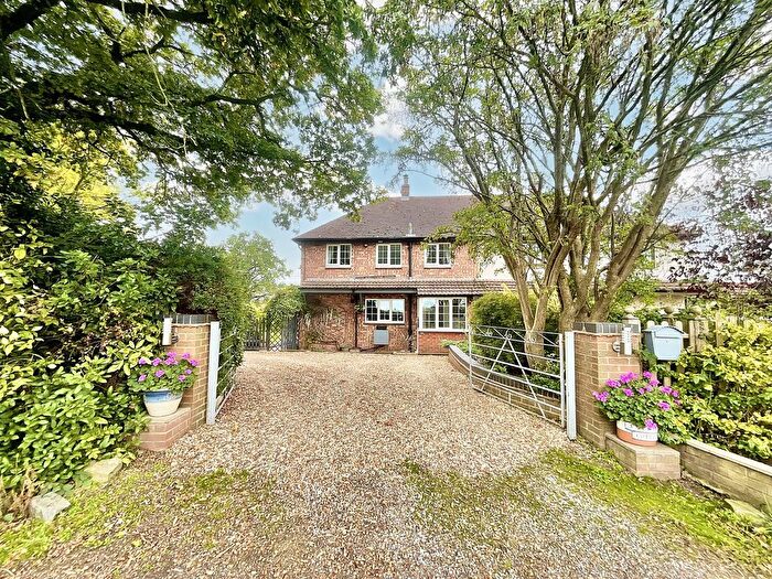 3 Bedroom Semi Detached House For Sale In Wrinehill Road, Wybunbury, CW5