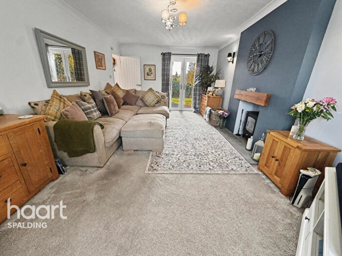 2 Bedroom Detached Bungalow For Sale In Dawsmere Road, Gedney Drove End, PE12