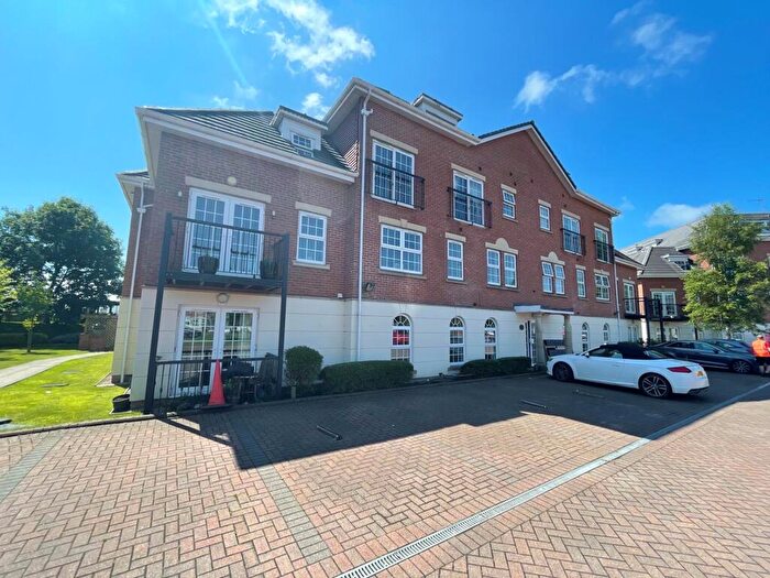 2 Bedroom Flat To Rent In Garden Close, Poulton Le Fylde, Lancashire, FY6
