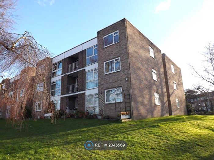 1 Bedroom Flat To Rent In London Lane, Bromley, BR1
