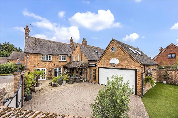4 Bedroom Semi Detached House For Sale In Friday Street, Lower Quinton, Warwickshire, CV37