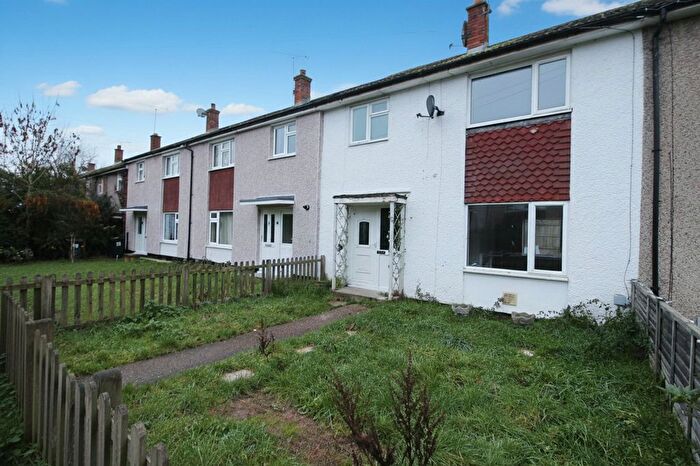 3 Bedroom Terraced House For Sale In Nine Acres, Kennington, TN24