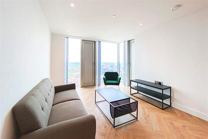 1 Bedroom Apartment To Rent In Elizabeth Tower, M15