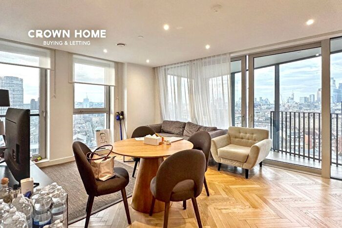 2 Bedroom Flat For Sale In Southwark Bridge Road, London, SE1