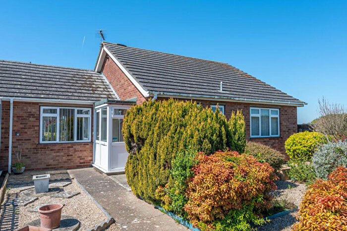 2 Bedroom Terraced Bungalow For Sale In Upperfield Drive, Felixstowe, IP11