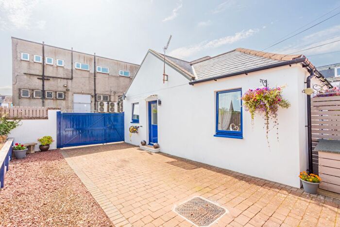 1 Bedroom Bungalow For Sale In King Street, Castle Douglas, DG7