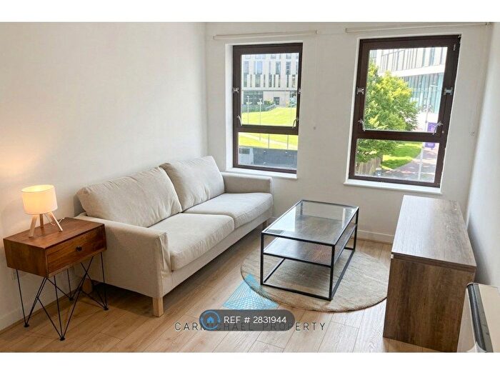 2 Bedroom Flat To Rent In Albion Gate, Glasgow, G1