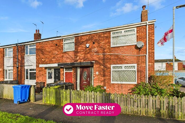 3 Bedroom End Of Terrace House For Sale In Clanthorpe, Hull, HU6