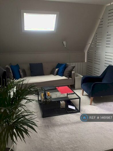 Studio To Rent In Lawrie Park Road, London, SE26