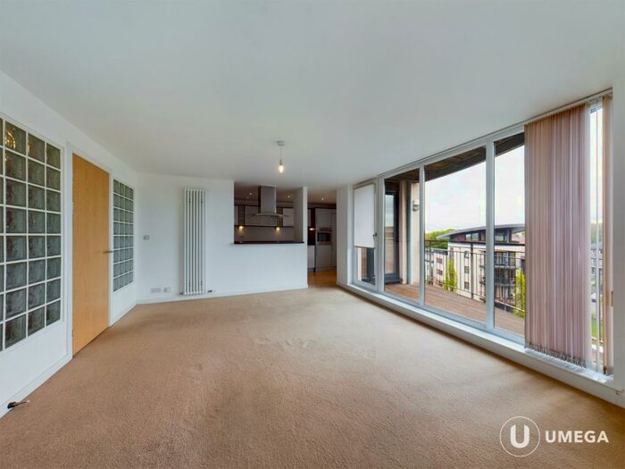 2 Bedroom Flat To Rent In East Pilton Farm Crescent, Pilton, Edinburgh, EH5