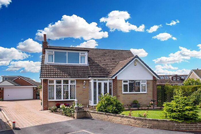 4 Bedroom Detached Bungalow For Sale In Richmondfield Way, Barwick In Elmet, Leeds, LS15