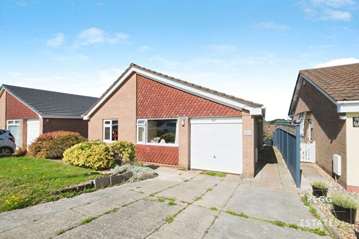 2 Bedroom Bungalow For Sale In Longmead Road, Paignton, TQ3