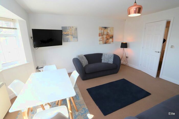 2 Bedroom Flat To Rent In Rennys Lane, Durham, DH1