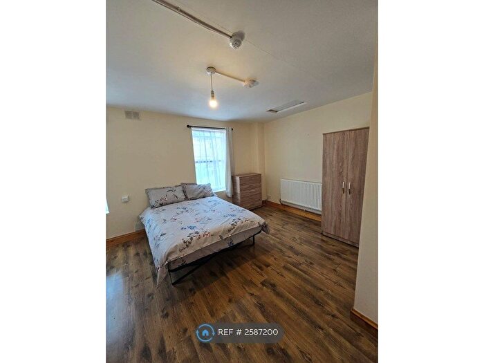 1 Bedroom Flat To Rent In Thorpedale Road, London, N4