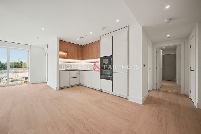 2 Bedroom Flat To Rent In Bow View Apartments, Bow Green, E3