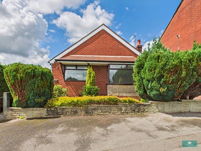 2 Bedroom Detached Bungalow For Sale In Trent Road, Shaw, OL2