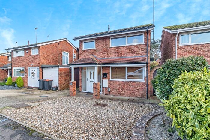 3 Bedroom Detached House For Sale In Linslade Road, Heath And Reach, Leighton Buzzard, Bedfordshire, LU7