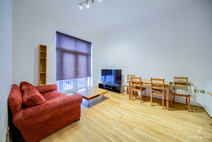 2 Bedroom Apartment To Rent In Qube, Edward Street, Birmingham, B1