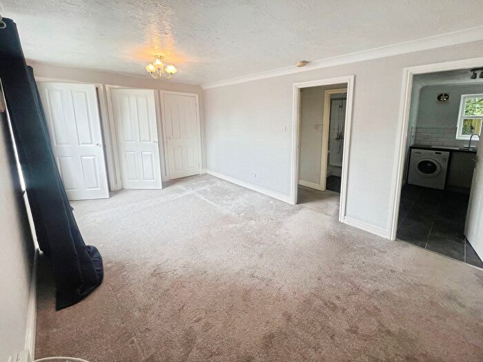 1 Bedroom Flat To Rent In St James Court, Standish, Wigan, WN6