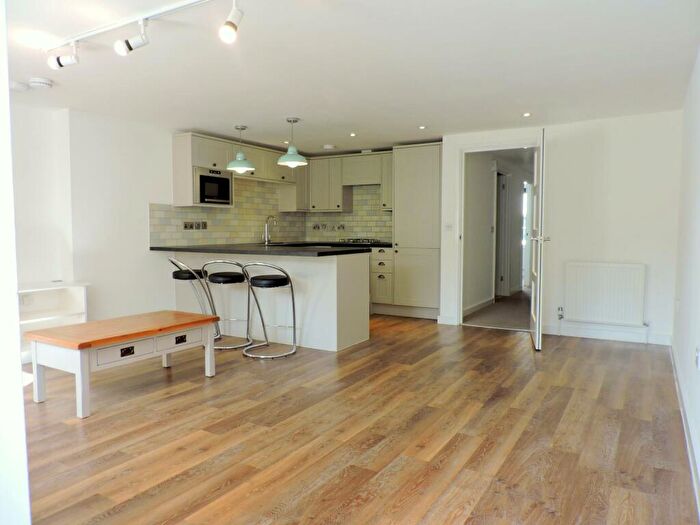 1 Bedroom Apartment To Rent In Livingstone Road, Hove, BN3