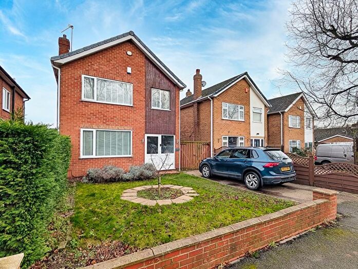 3 Bedroom Detached House For Sale In Park Road East, Calverton, Nottingham, NG14