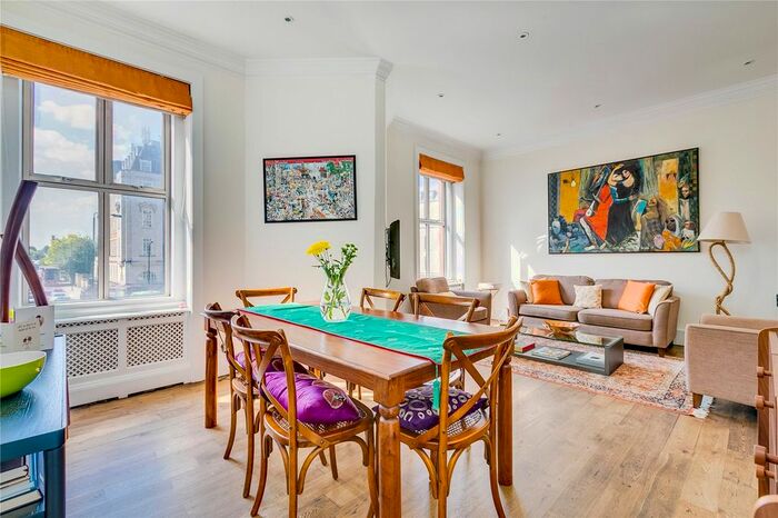 2 Bedroom Flat To Rent In Langham Mansions, Earl's Court Square, London, SW5