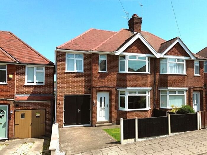 4 Bedroom Semi Detached House For Sale In Langley Avenue, Arnold, Nottingham, NG5