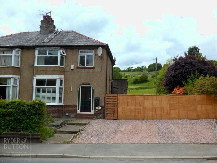 3 Bedroom Semi-Detached House To Rent In Broadclough Villas, Bacup, Lancashire, OL13