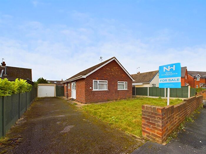 2 Bedroom Bungalow For Sale In Orchard Close, Sutton Bonington, LE12