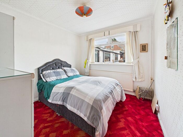2 Bedroom Semi-Detached Bungalow For Sale In Crossdale Road, Hindley Green, WN2