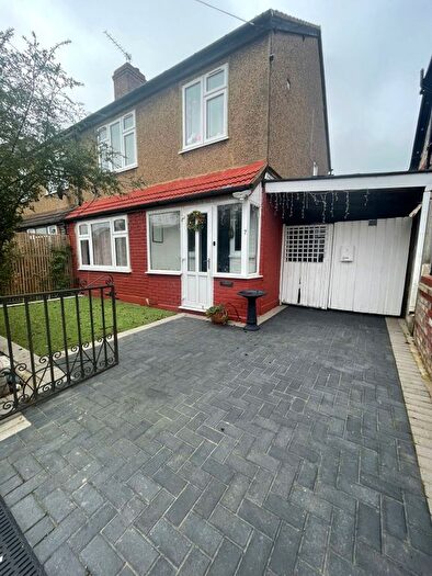 3 Bedroom Semi-Detached House To Rent In Marlborough Road, Ashford, TW15