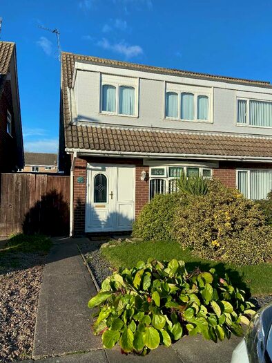 3 Bedroom Semi-Detached House To Rent In Appledore Road, Blyth, NE24