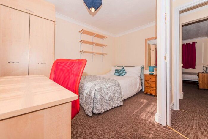 5 Bedroom Property To Rent In Shipman Avenue, Canterbury, CT2