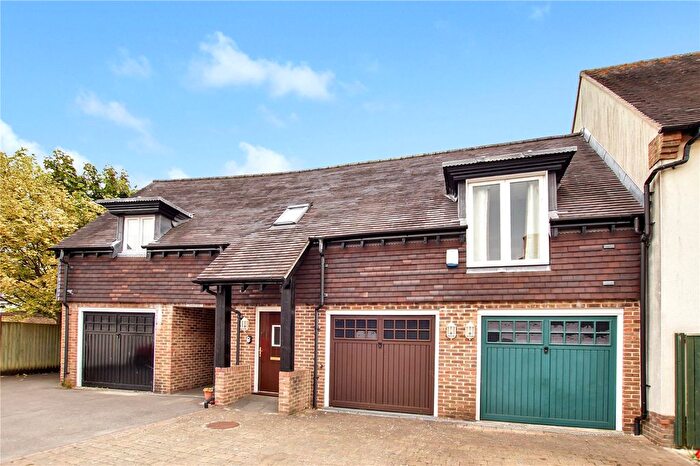 2 Bedroom Flat For Sale In Badger Sett, Blandford St. Mary, Blandford Forum, Dorset, DT11