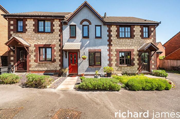2 Bedroom Terraced House For Sale In Thornhill Drive, St Andrews Ridge, Swindon, SN25