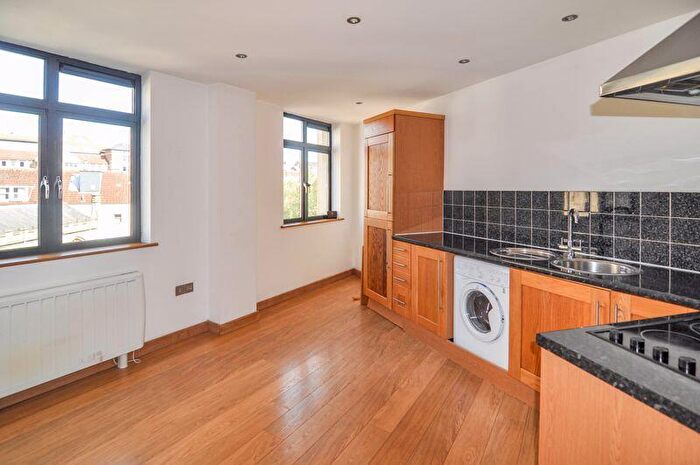 2 Bedroom Apartment To Rent In Bradley House, Bristol, BS1