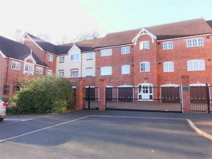 2 Bedroom Property To Rent In Cygnet Close, Compton, Wolverhampton, WV6