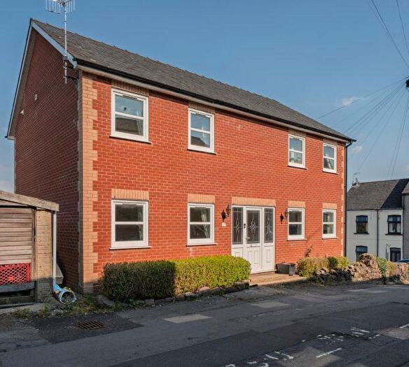 3 Bedroom Detached House For Sale In Park Street, Griffithstown, Pontypool, NP4