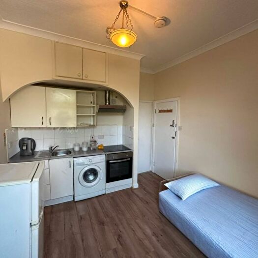 1 Bedroom Studio To Rent In Kenton Avenue, Harrow, HA1