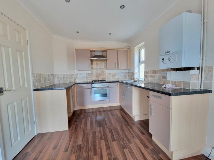 4 Bedroom Flat To Rent In Daniel Hill Mews, Sheffield S6