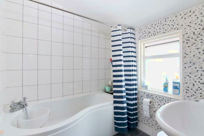 3 Bedroom Terraced House For Sale In Colvin Road, East Ham, London, E6