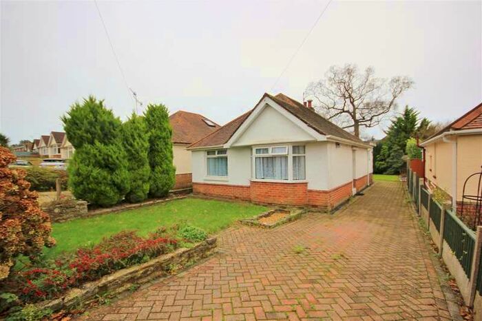 2 Bedroom Bungalow To Rent In Pottery Road, Poole, BH14