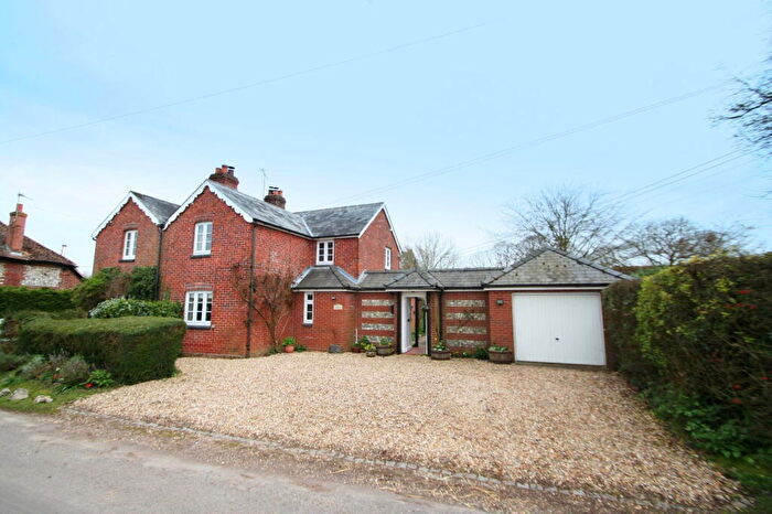 3 Bedroom Semi-Detached House To Rent In Stoke, Andover, SP11