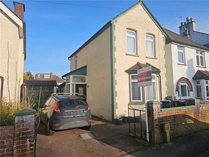 3 Bedroom Detached House For Sale In Addison Road, Caterham, Surrey, CR3