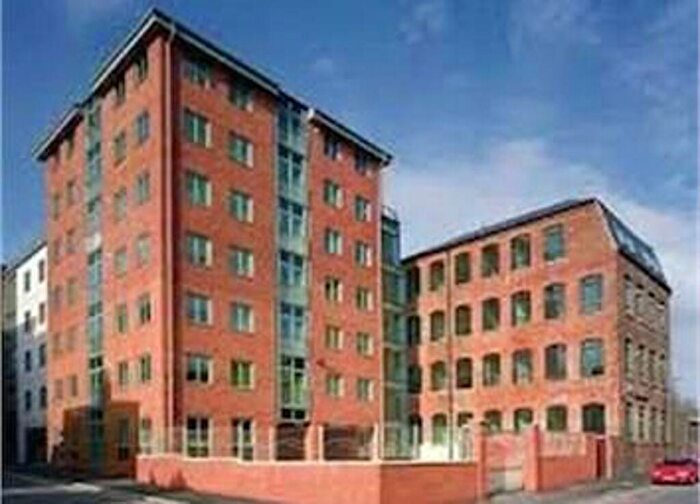 2 Bedroom Apartment To Rent In Nottingham, Portland Square, -, NG7
