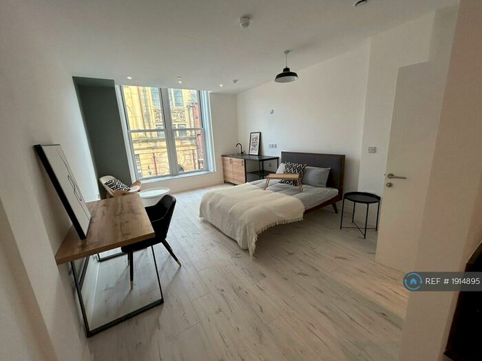 1 Bedroom Flat To Rent In Silver Street, Bury, BL9