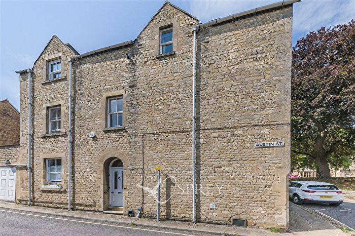 3 Bedroom End Terrace House To Rent In Austin Street, Stamford, Lincolnshire, PE9